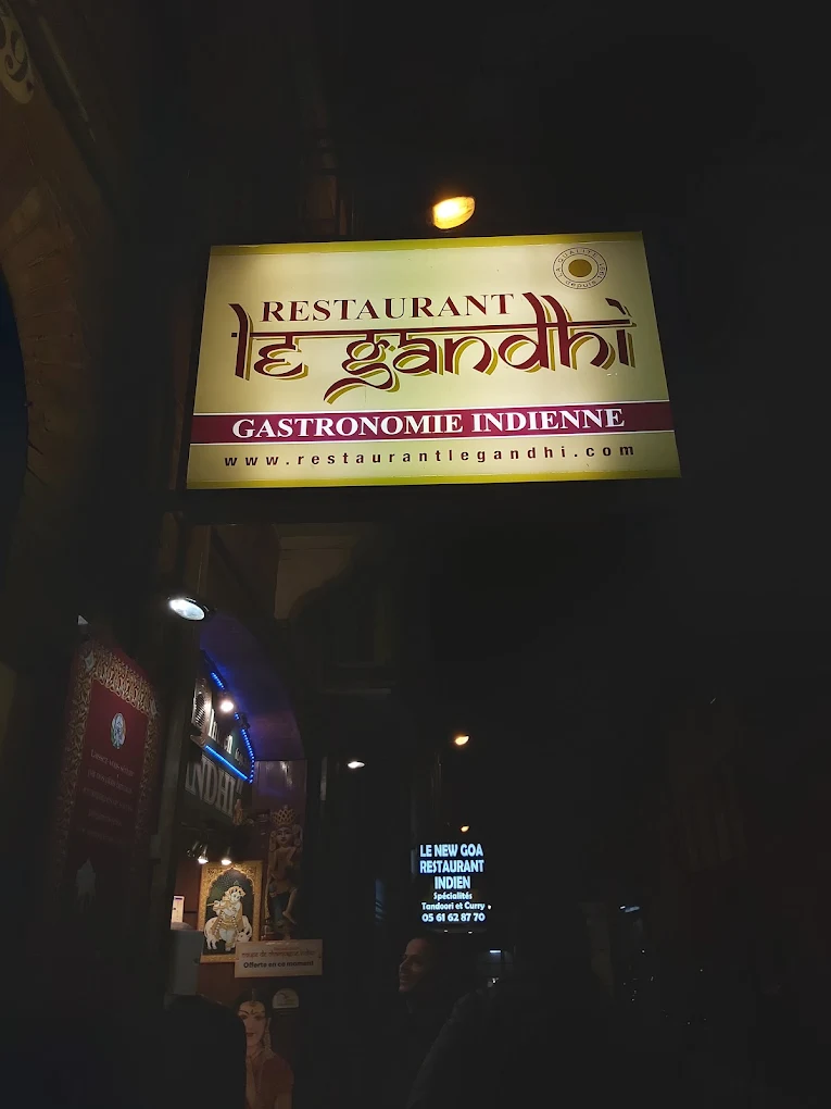 Le Gandhi Gallery Image